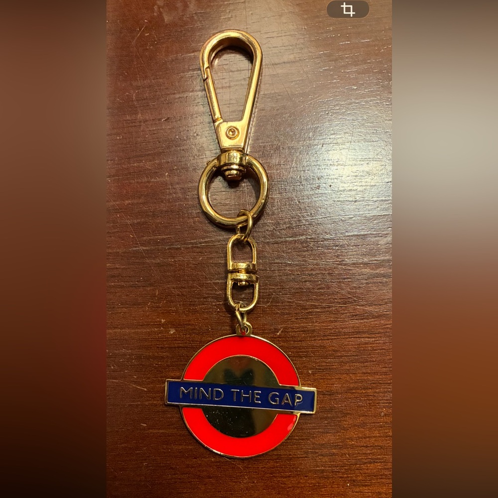 Bag Charm Mind the Gap' Design - Picture 2 of 5